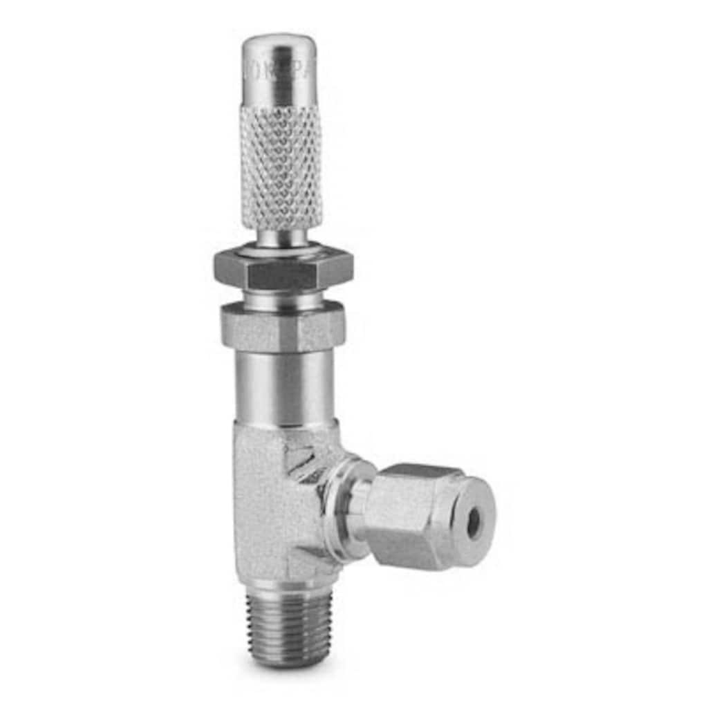 Stainless Steel Low Flow Angle Pattern Metering Valve 18 In Mnpt X 1